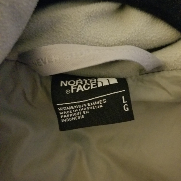 The North Face puffer L - Picture 5 of 9